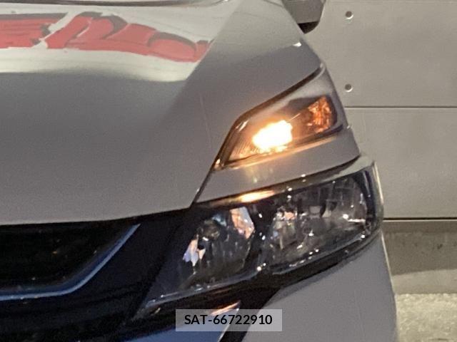 Nissan SERENA 2016-10 6614732-8