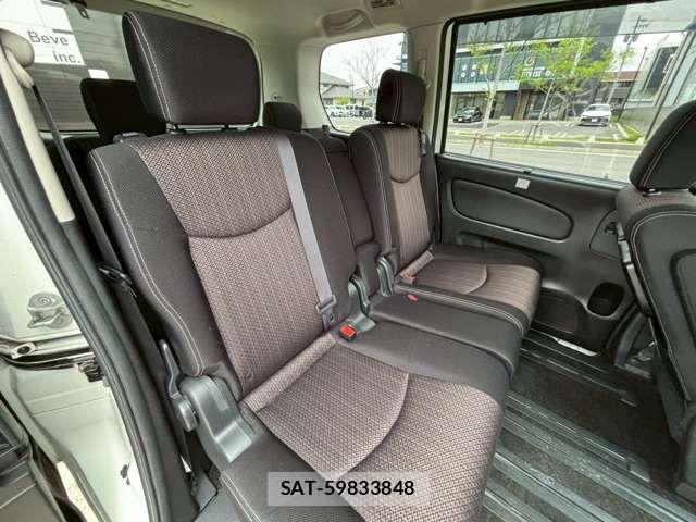 Nissan SERENA 2015-02 6614778-10
