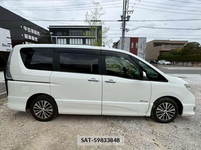 Nissan SERENA 2015-02 6614778-16