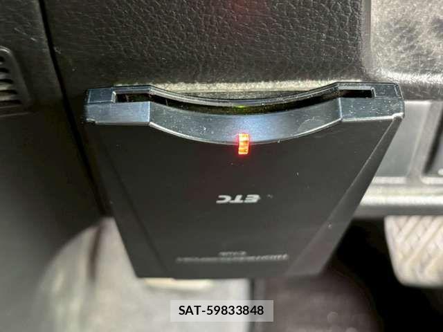 Nissan SERENA 2015-02 6614778-4