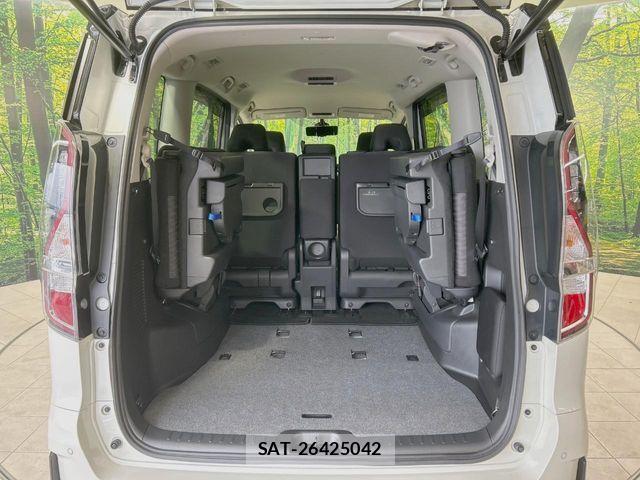 Nissan SERENA 2021-12 6614704-10