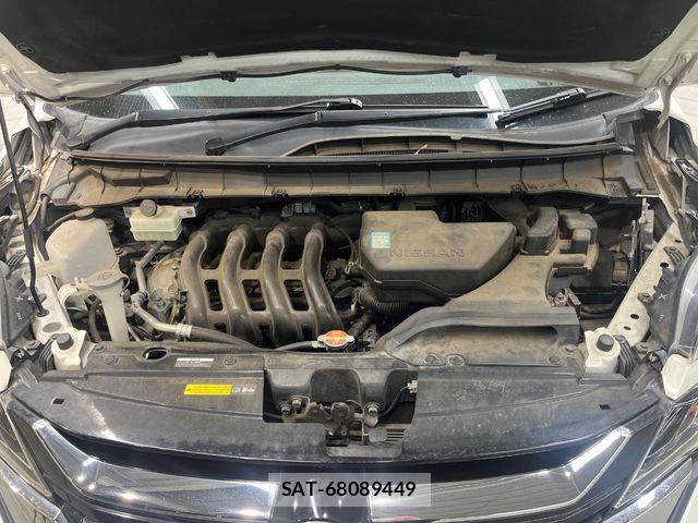 Nissan SERENA 2017-09 6614726-17