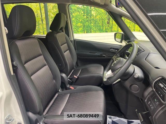 Nissan SERENA 2017-09 6614726-7