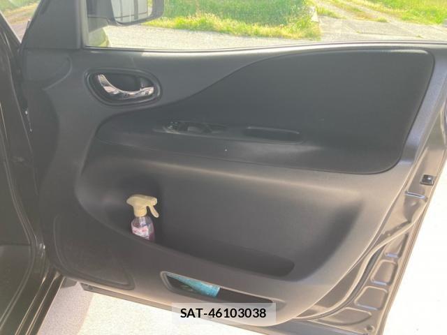 Nissan SERENA 2014-03 6614790-11
