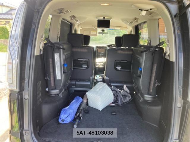 Nissan SERENA 2014-03 6614790-26