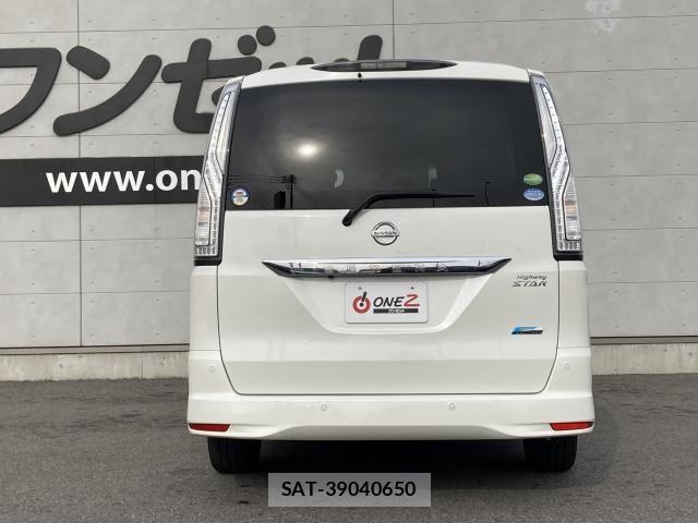 Nissan SERENA 2015-06 6614747-17