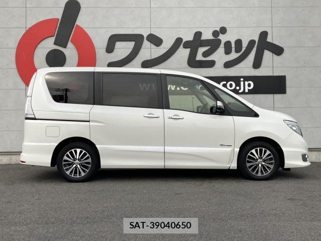 Nissan SERENA 2015-06 6614747-19