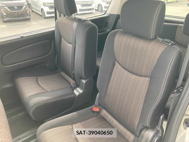 Nissan SERENA 2015-06 6614747-26