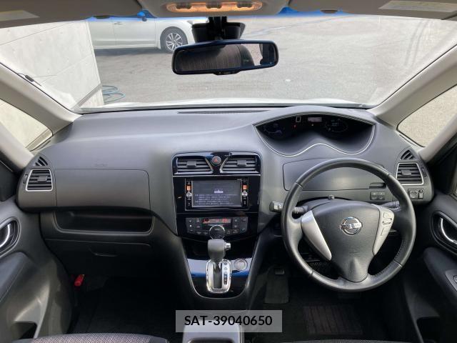 Nissan SERENA 2015-06 6614747-29