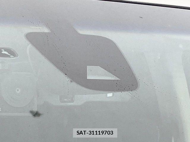 Nissan SERENA 2014-02 6614776-2