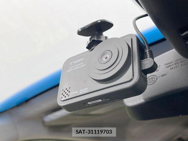 Nissan SERENA 2014-02 6614776-6