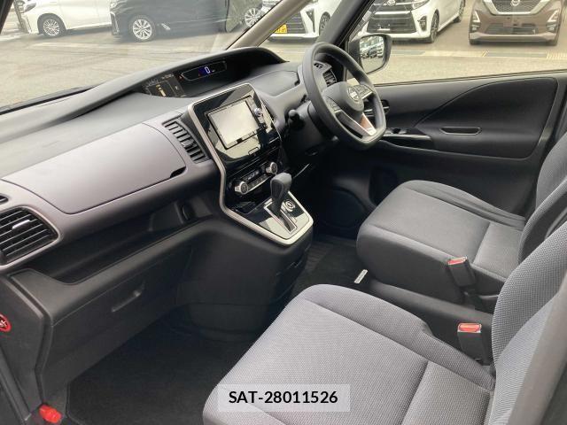 Nissan SERENA 2017-12 6614730-25