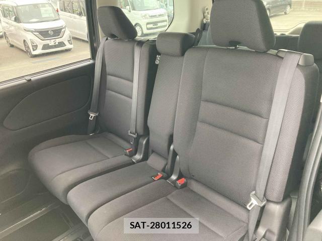 Nissan SERENA 2017-12 6614730-27