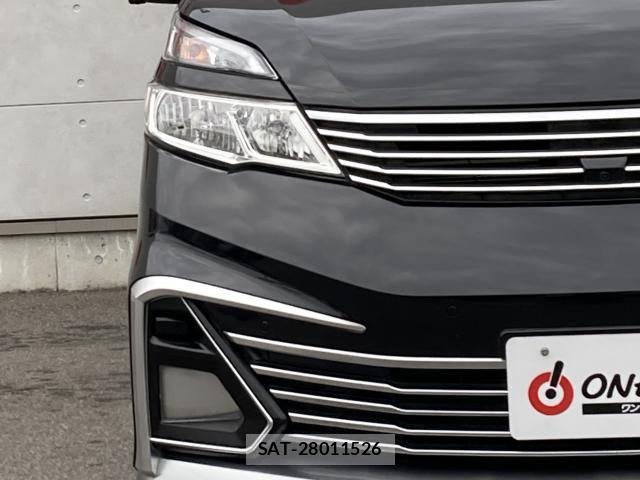Nissan SERENA 2017-12 6614730-6
