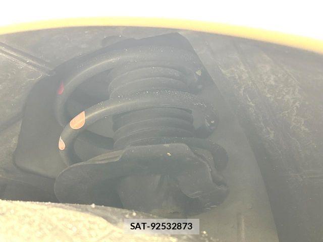 Nissan SERENA 2018-02 6614716-19