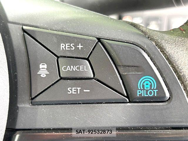 Nissan SERENA 2018-02 6614716-5