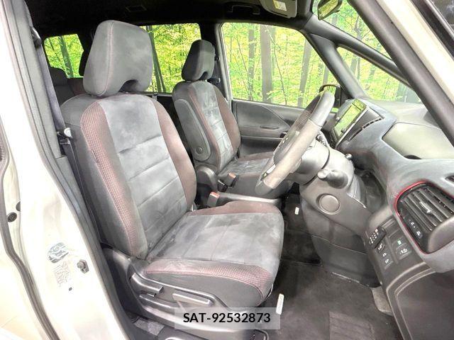 Nissan SERENA 2018-02 6614716-7