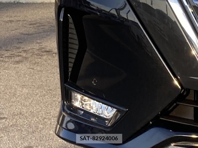 Nissan SERENA 2021-02 6614705-9