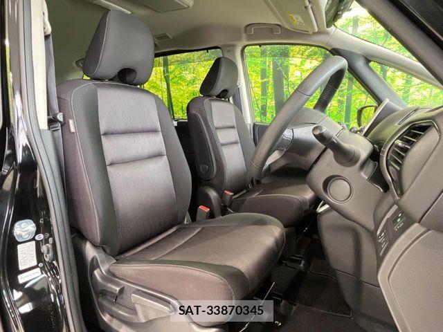 Nissan SERENA 2017-08 6614755-7