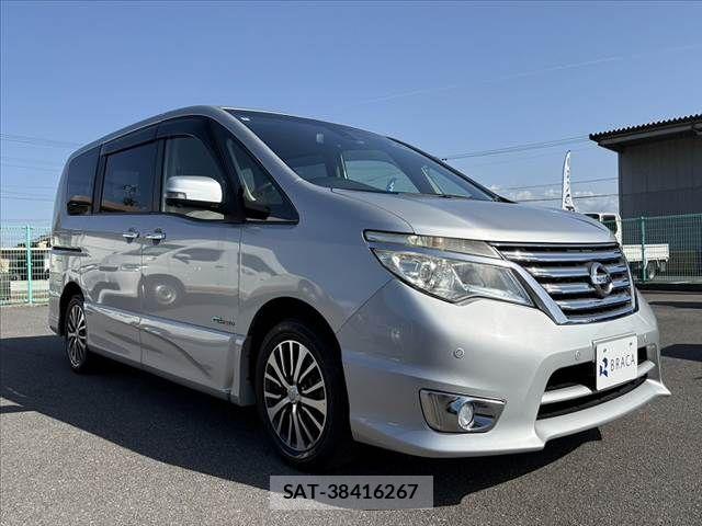 Nissan SERENA 2014-01 6614774-9