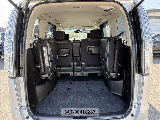 Nissan SERENA 2014-01 6614774-16