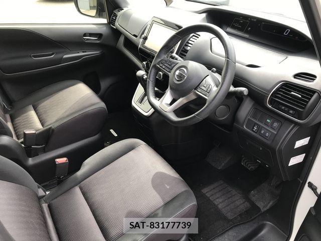 Nissan SERENA 2017-09 6614735-9