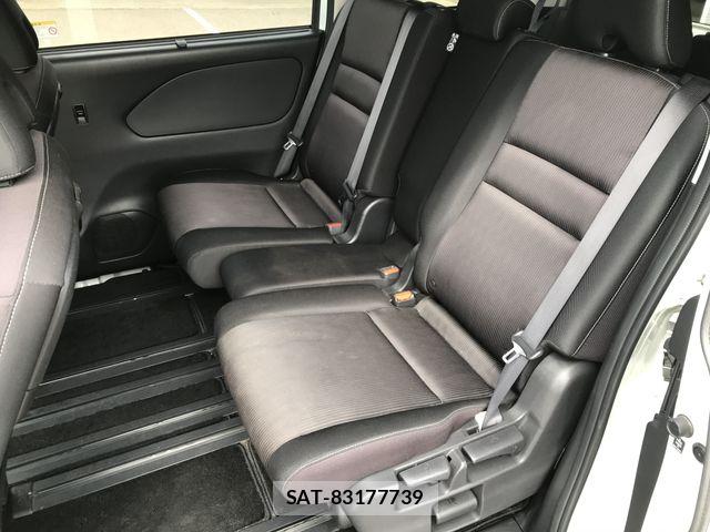 Nissan SERENA 2017-09 6614735-15