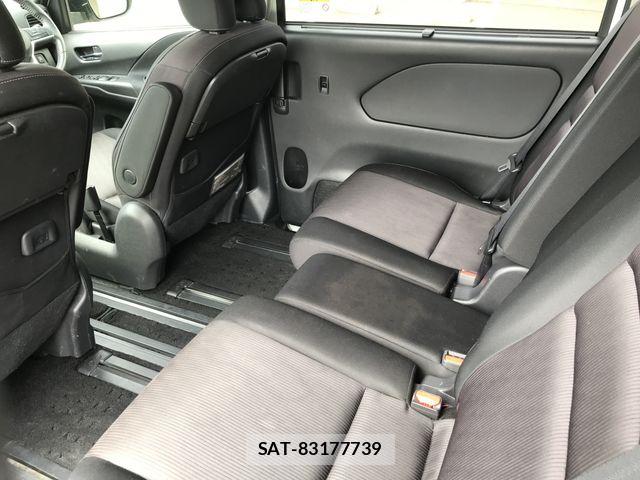 Nissan SERENA 2017-09 6614735-16