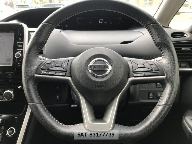 Nissan SERENA 2017-09 6614735-18
