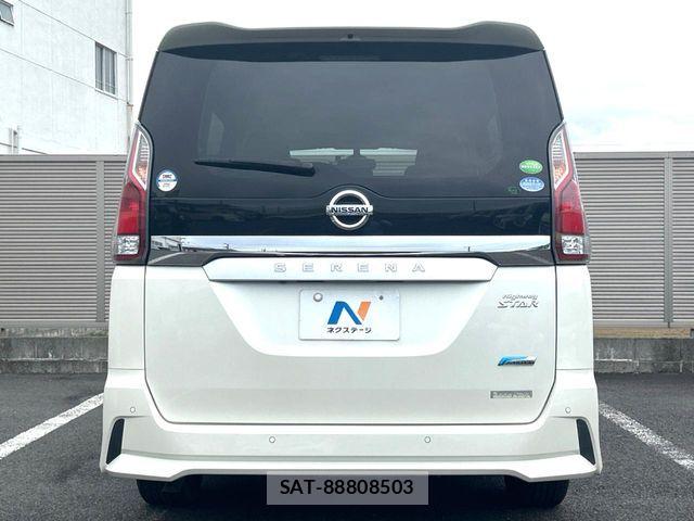 Nissan SERENA 2017-06 6614719-15