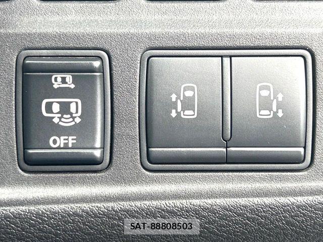 Nissan SERENA 2017-06 6614719-4