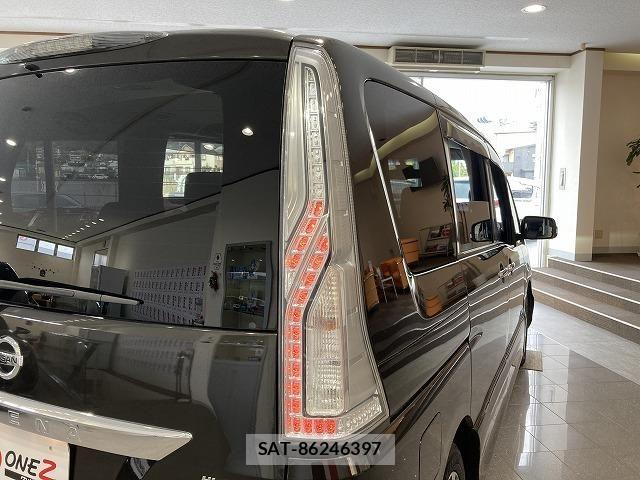 Nissan SERENA 2014-01 6614769-24