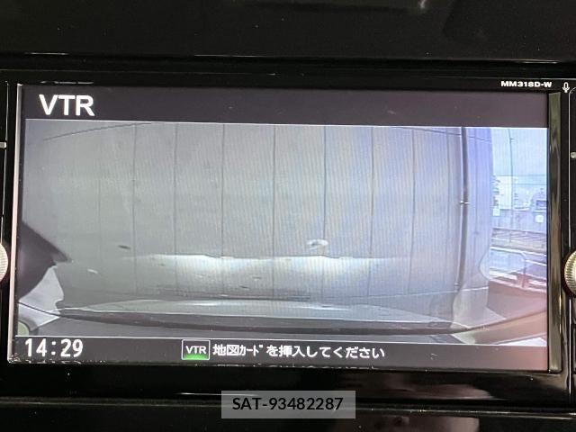 Nissan SERENA 2018-10 6614715-7