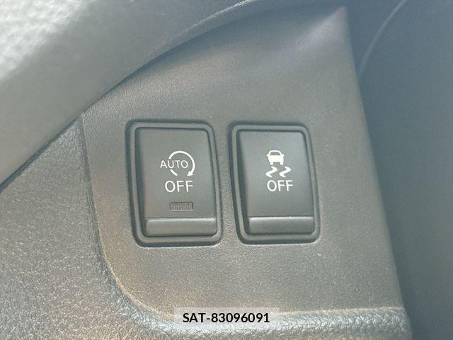Nissan SERENA 2015-10 6614767-16