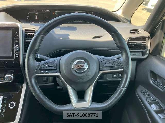Nissan SERENA 2017-04 6642519-9