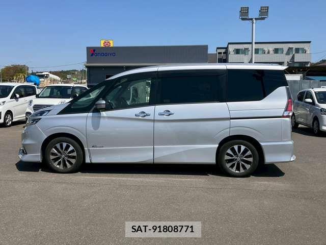 Nissan SERENA 2017-04 6642519-13