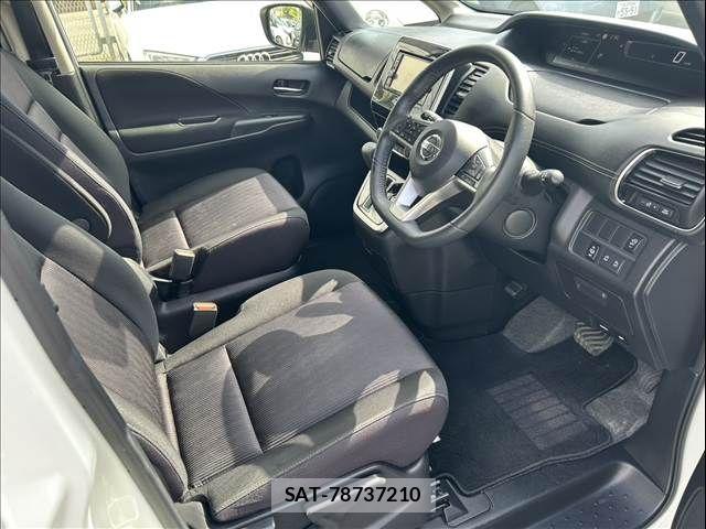 Nissan SERENA 2018-10 6642515-12