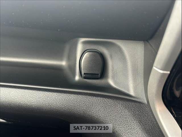 Nissan SERENA 2018-10 6642515-26