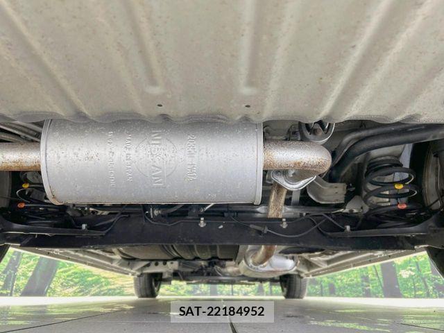 Nissan SERENA 2015-10 6642527-18