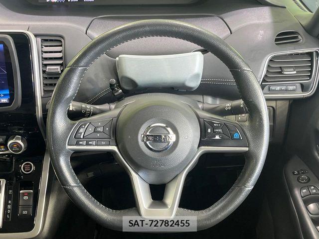 Nissan SERENA 2017-01 6642518-11