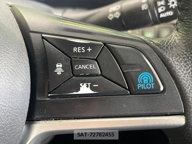 Nissan SERENA 2017-01 6642518-5