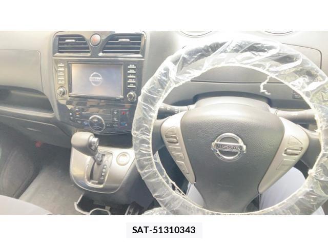 Nissan SERENA 2013-02 6673607-10