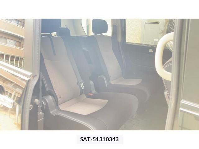 Nissan SERENA 2013-02 6673607-16