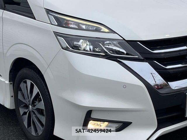 Nissan SERENA 2017-09 6673568-13