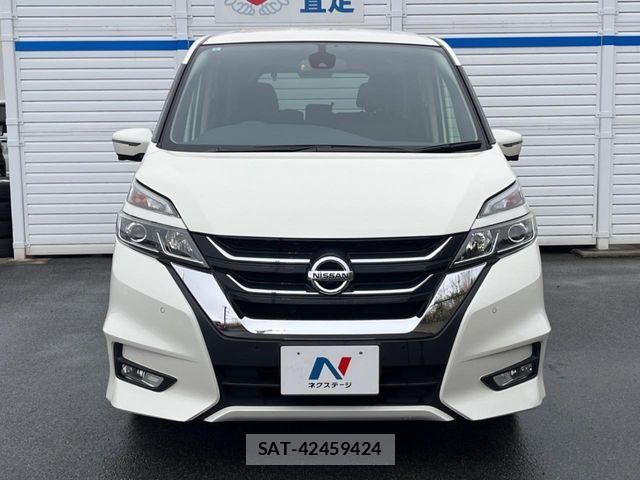Nissan SERENA 2017-09 6673568-15
