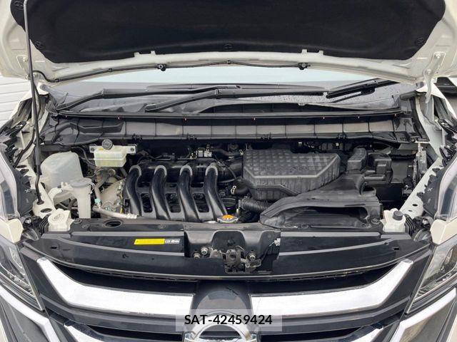 Nissan SERENA 2017-09 6673568-19