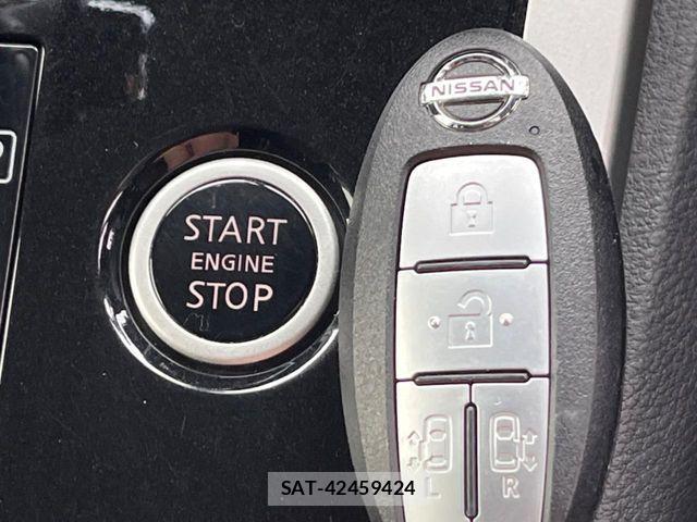 Nissan SERENA 2017-09 6673568-7