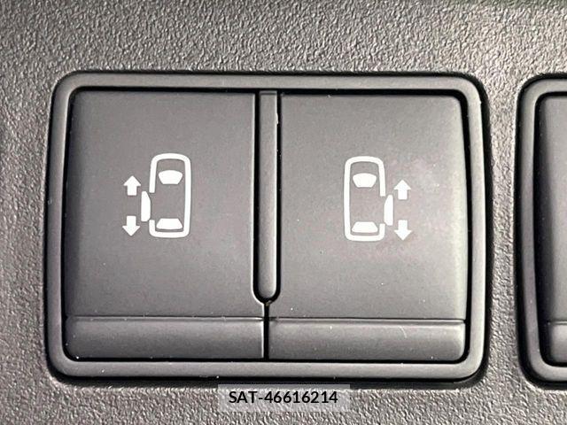 Nissan SERENA 2014-07 6673593-5