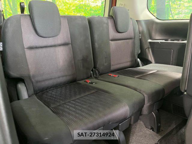 Nissan SERENA 2017-11 6673591-9