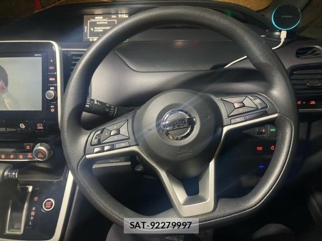 Nissan SERENA 2018-06 6673602-13